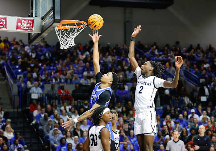 AAA Finals LR Central vs Bryant__00029